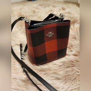COACH Crossbody Bucket *LIKE NEW*